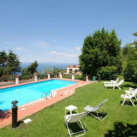 Conca Verde Sleeps 8 Pool Wifi Lägenhet